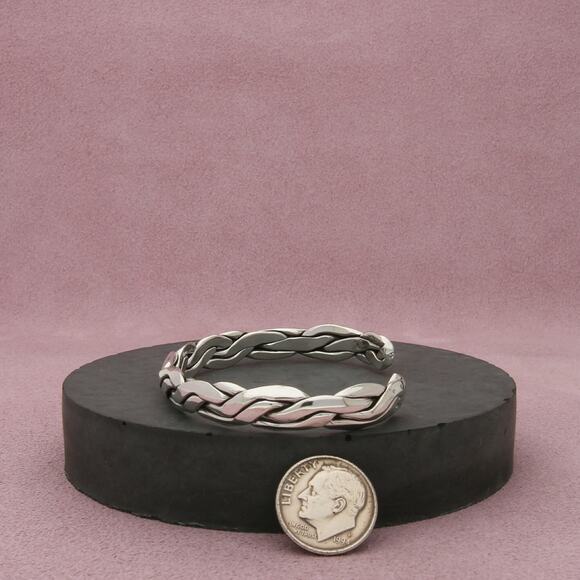 mexico sterling silver vintage twisted cuff bracelet size 6.75in - Picture 2 of 3